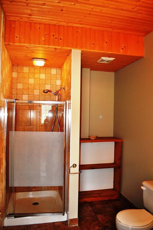 ホテルLa Taniere De L'Ours サン・ドナ・ド・モントカーム 部屋 写真